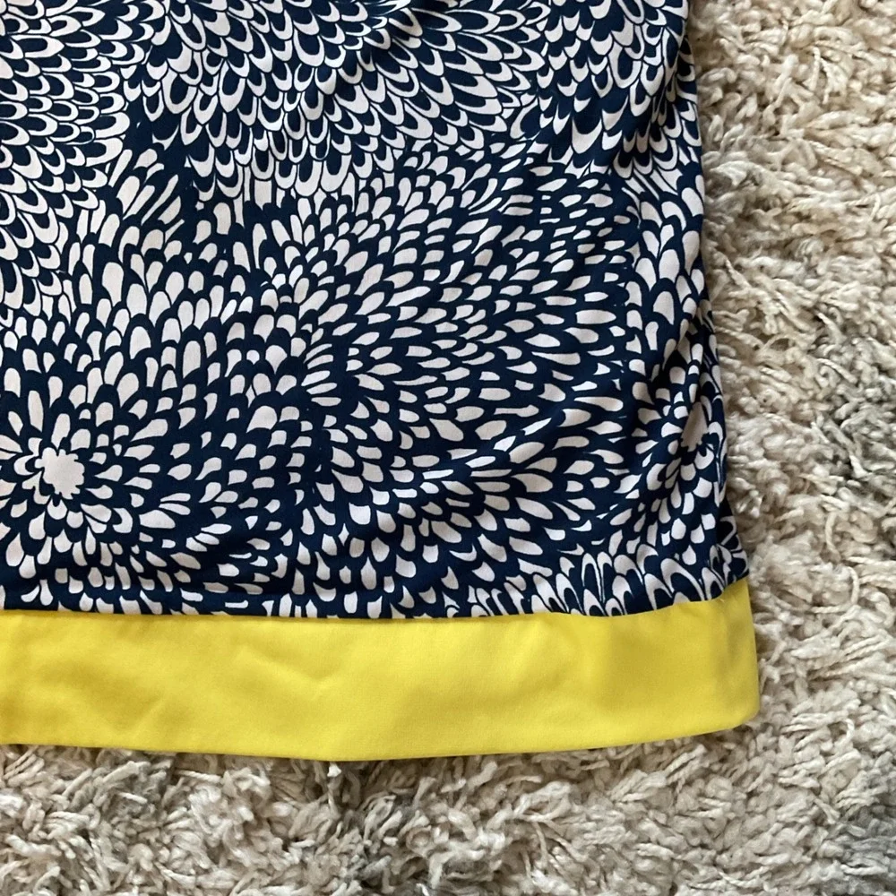 CJ Banks Navy Blue‎ White Floral Burst Shift Dress Yellow Trim 16W